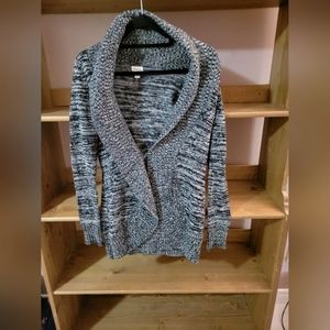 Dynamite women's grey knit cardigan size Medium